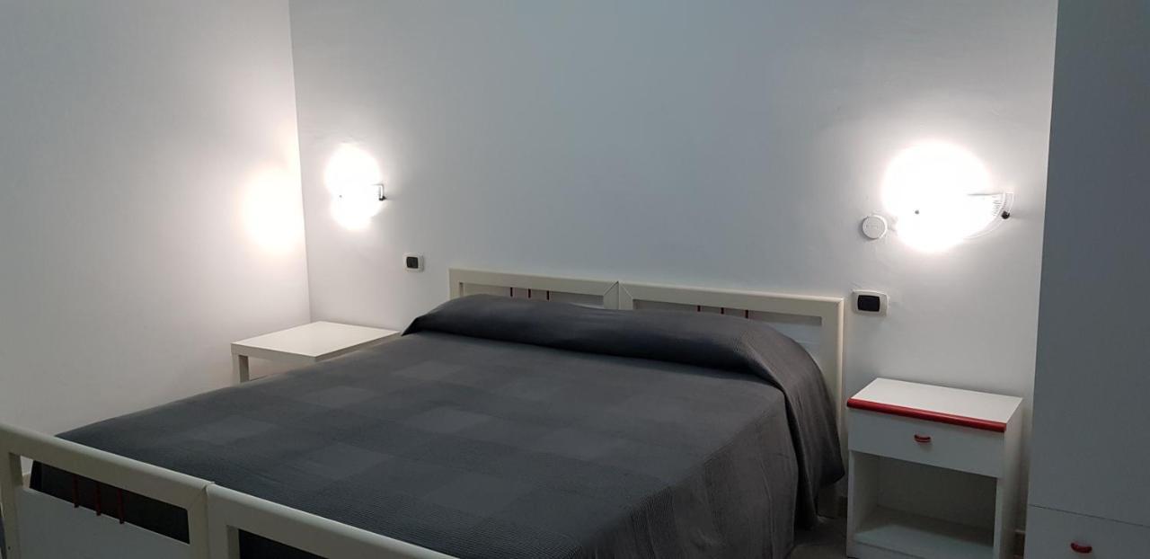 Holiday B&B Vico Del Gargano Ngoại thất bức ảnh