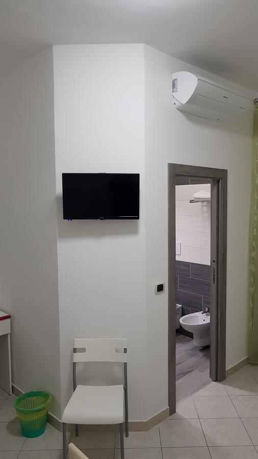Holiday B&B Vico Del Gargano Ngoại thất bức ảnh