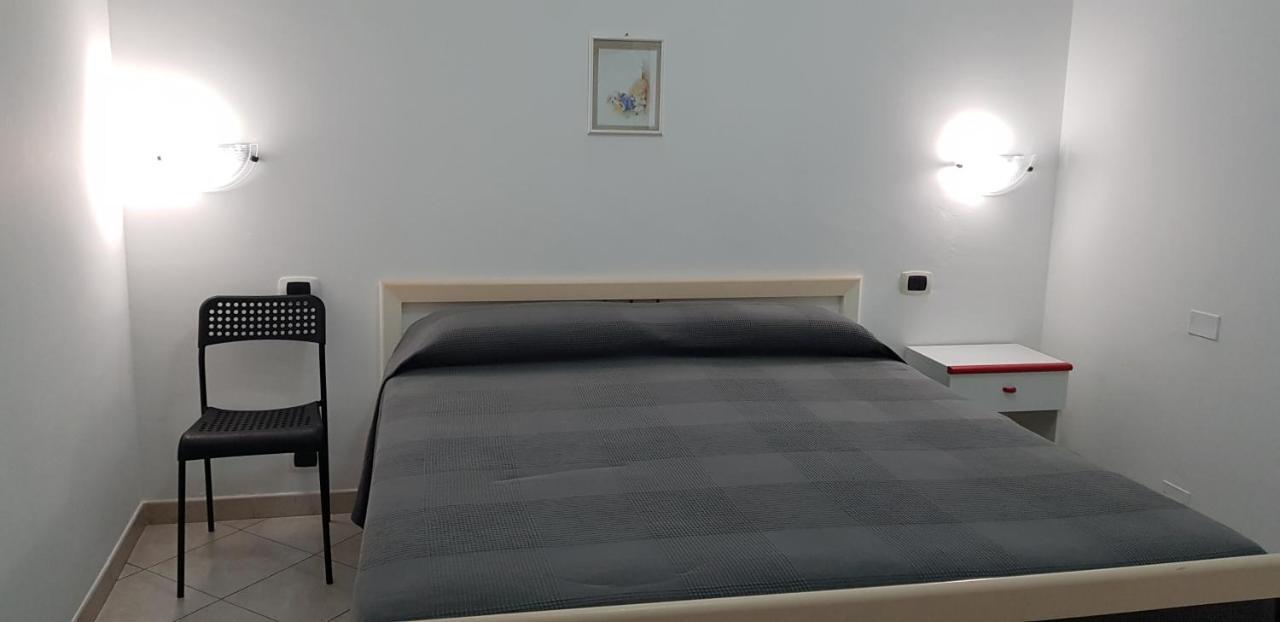 Holiday B&B Vico Del Gargano Ngoại thất bức ảnh